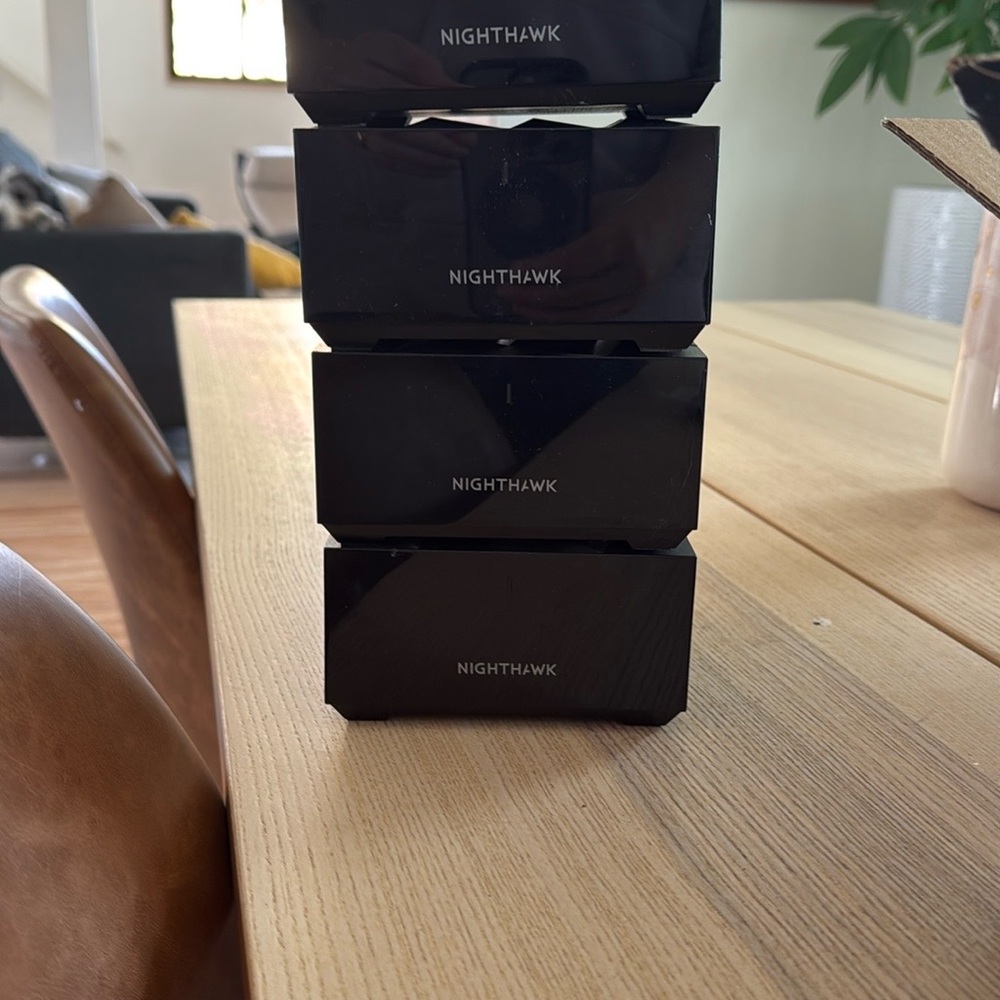 NETGEAR Nighthawk Whole Home Mesh WiFi 6 Router + 3 satellites